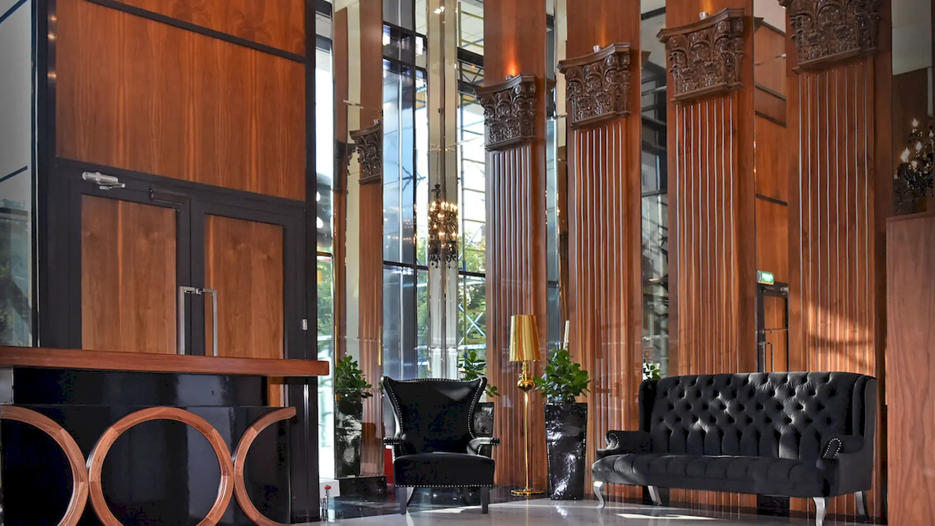 TriBeCa Apartments — Входные группы
