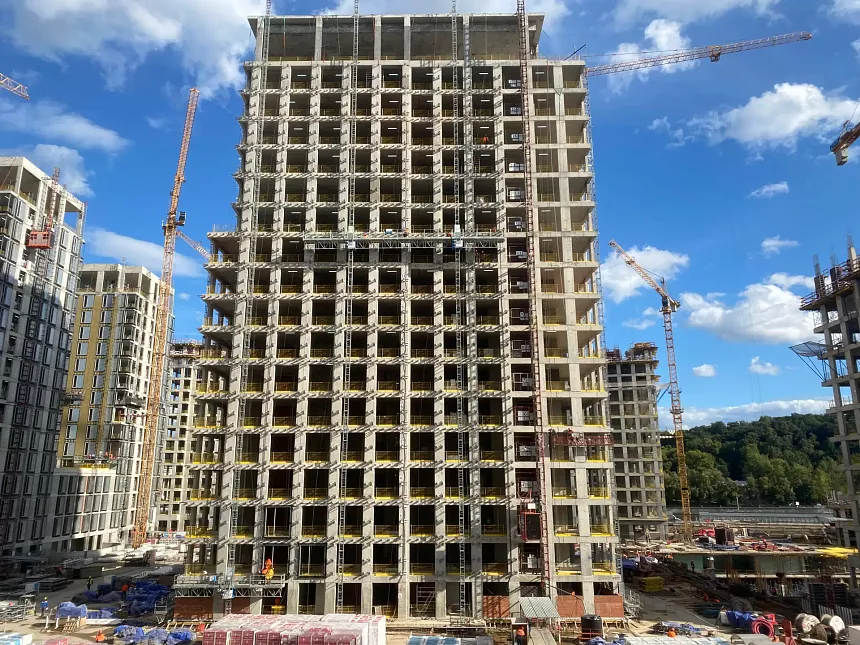 Коллекция Лужники 08 2025 г. 8435