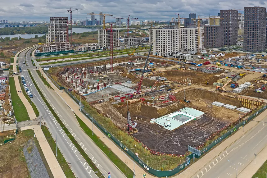 Клубный город на реке Примавера 09 2022 г. 17392