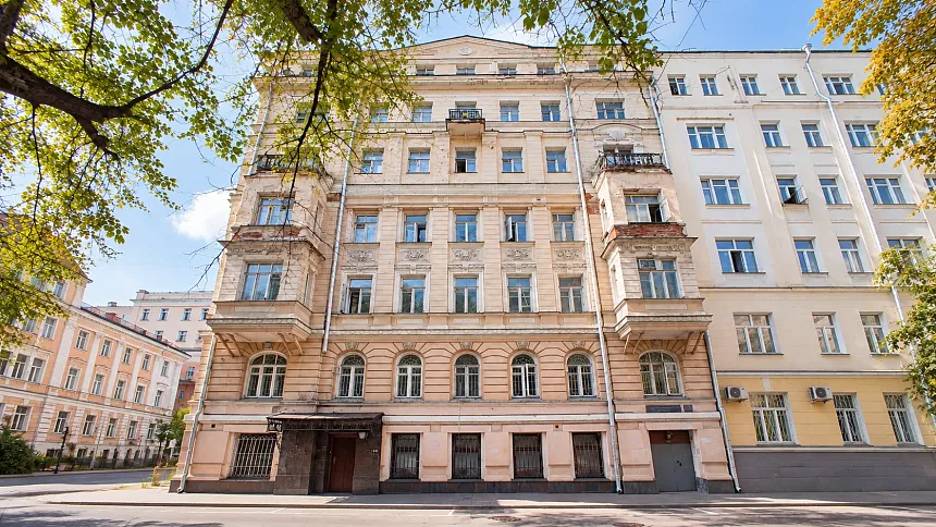 Старопименовский, 13